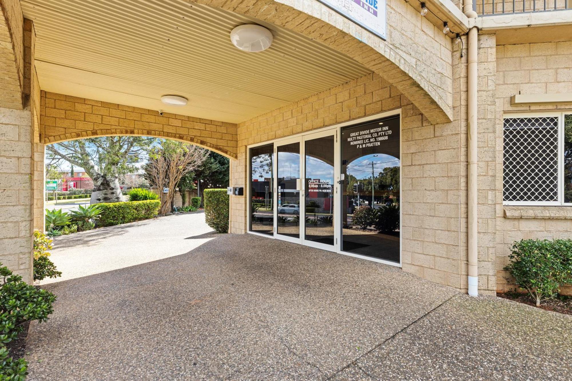 Great Divide Motor Inn Toowoomba Exterior foto